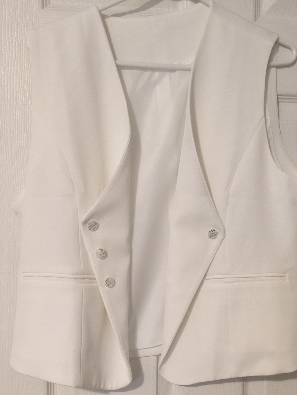 SHEIN White Satin-Look Sleeveless Vest
